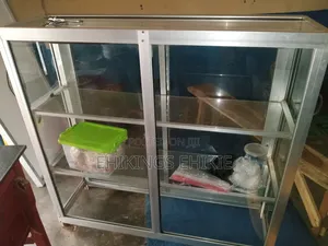 Show Glass