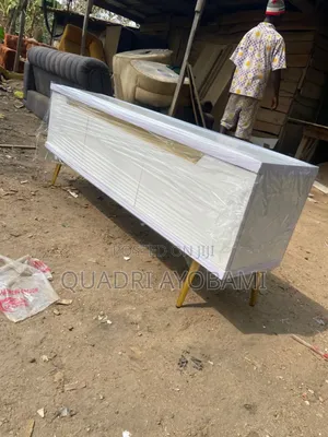 Tv Stand With 3 Drawer