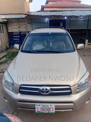 Toyota RAV4 2006 Gold