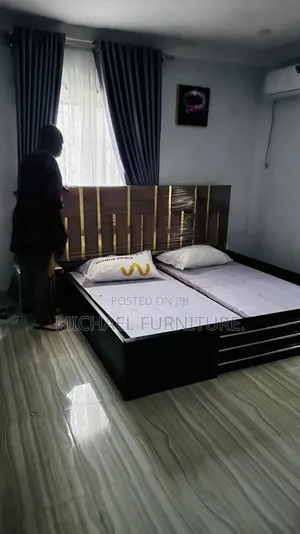Halfway Padded 6 by 6 Bedframe