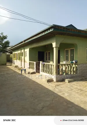 2bdrm Block of Flats in Igbogbo Ikorodu for sale