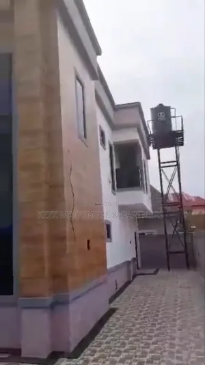 4bdrm Duplex in Area L , Owerri , for sale