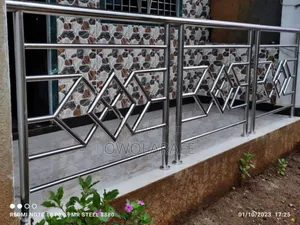 Harmony Stainless Steel Handrail 7011