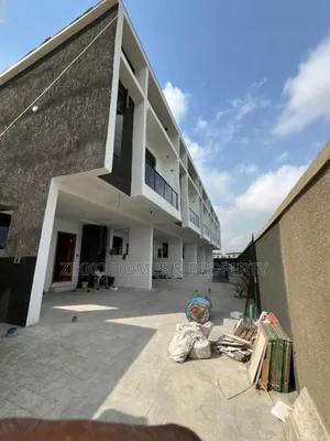 3bdrm Townhouse/Terrace in Ajah, Lekki for sale
