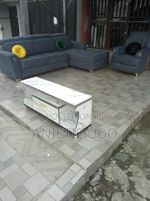 New Beautiful Design L Shaped Chair