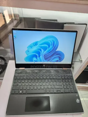 Laptop HP Pavilion 15-Cs3063cl 8GB Intel Core I5 HDD+SSD 1T