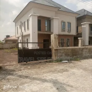 4bdrm Duplex in Private Estate , Bogije for sale