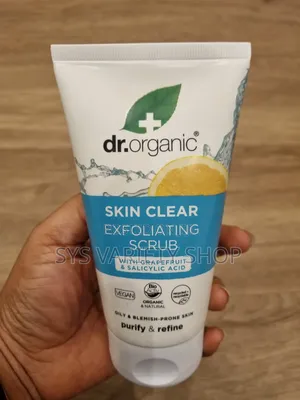 Dr.Organic Skin Clear Exfoliating Scrub With Grapefruit and Salicylic