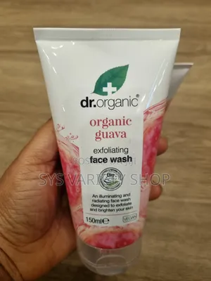 Dr.Organic ( Organic Guava) Exfoliating Face Wash.