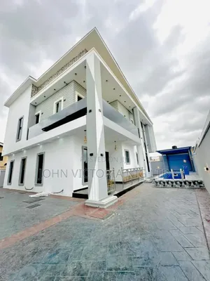 Furnished 5bdrm Duplex in Gbagada Lagos for sale
