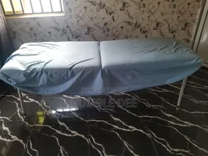 Foldable Massage Bed