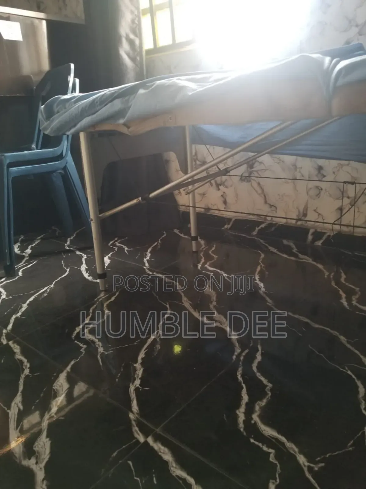 Foldable Massage Bed