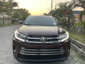Toyota Highlander 2016 Red