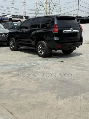 Toyota Land Cruiser Prado 2019 Black