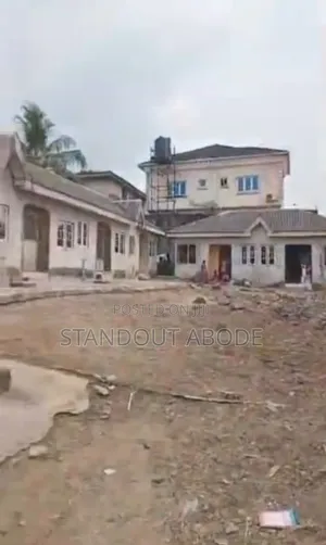 8bdrm Block of Flats in Eyita Ikorodu for sale
