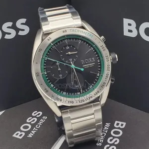 *Boss‐Inspired Men’S Chain‐Strap Battery‐Powered Watch*