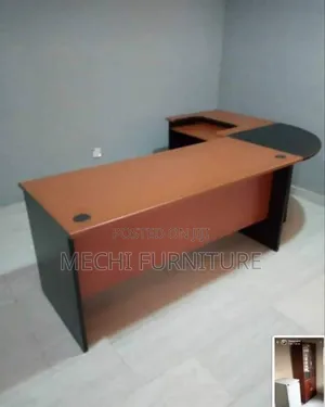 Manège Table