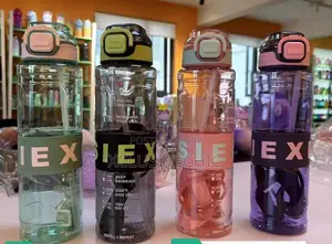 800ml Exercise Water Bottle With Straw