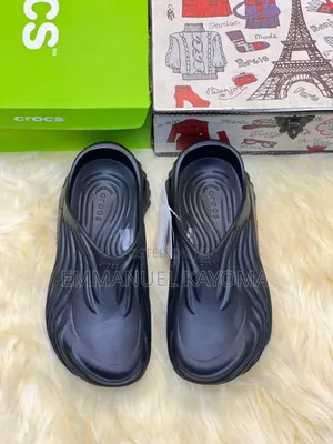 Echo Wave Clog Black & White
