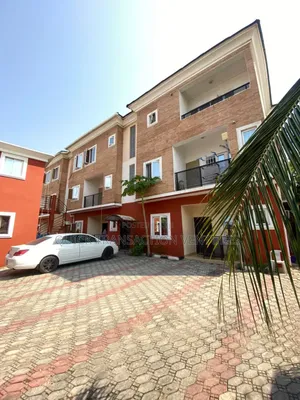 4bdrm Duplex in Osapa london for rent