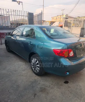Toyota Corolla LE 4dr Sedan (1.8L 4cyl 4A) 2010 Green