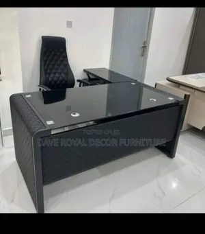 Classic Unique Glass Office Table With Extension