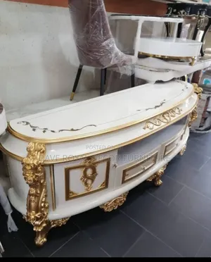 Classic Unique Royal Tv Console