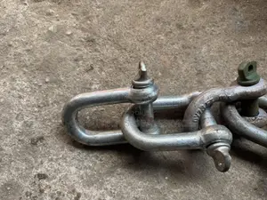 1 Inch Fender Shackle Galvanized