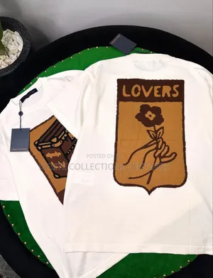 *2026 Louis Vuitton Graphic Short-Sleeved Crewneck*