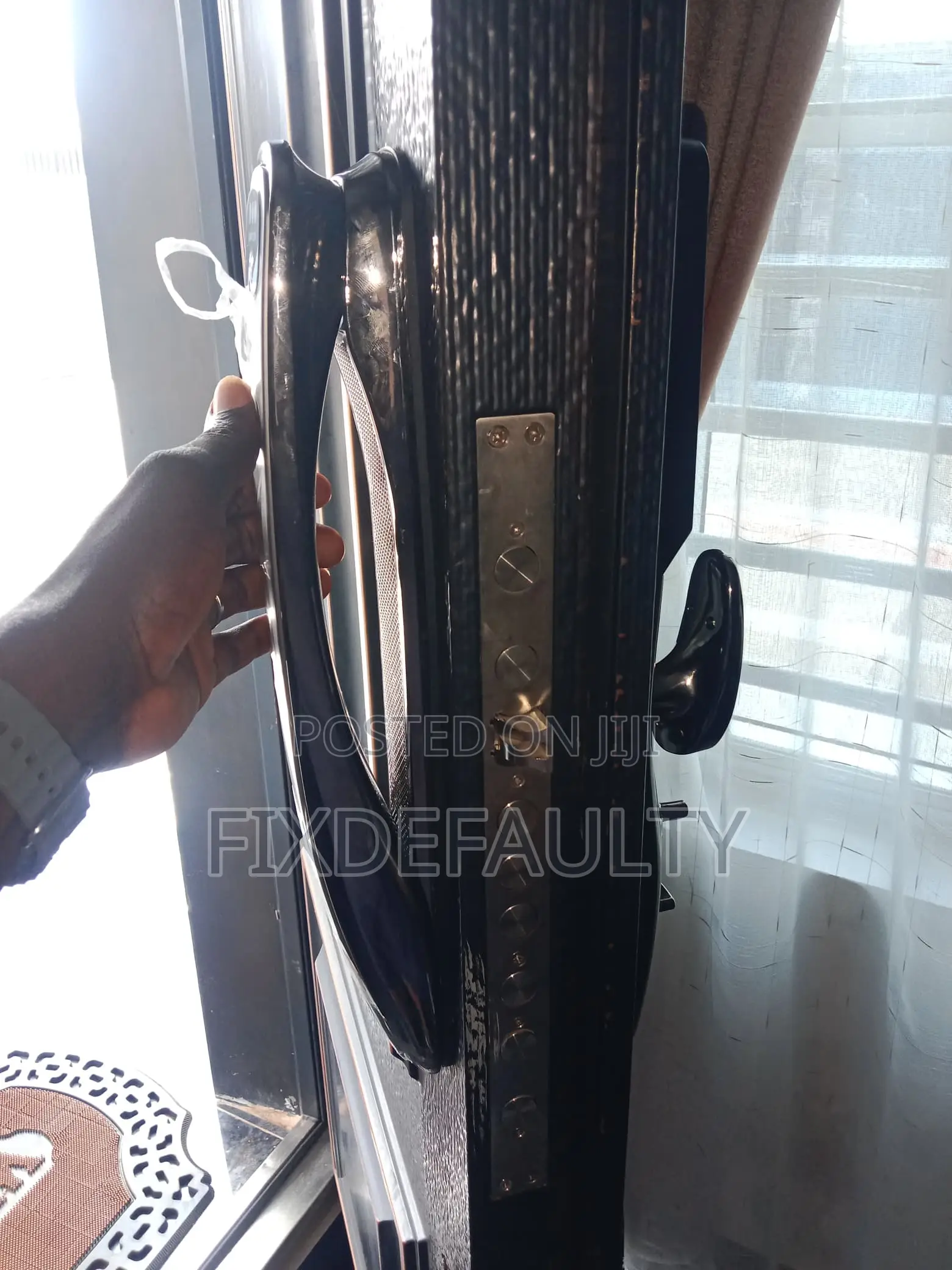 Smart Door Lock Installer