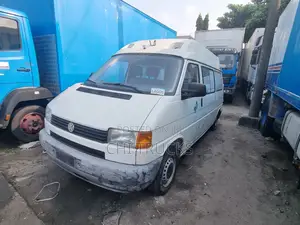 Volkswagen Transporter 2002 White