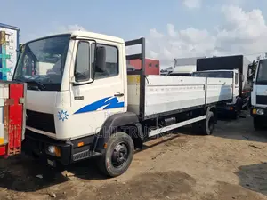 Mercedes Benz 814 Pickup Truck (Long Chassis)
