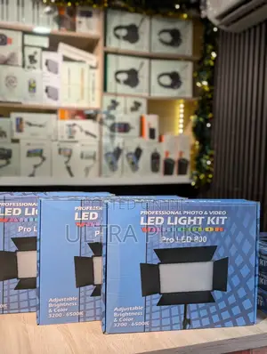 Pro Led 800 Light Kit + Tripod Stand + Batteries