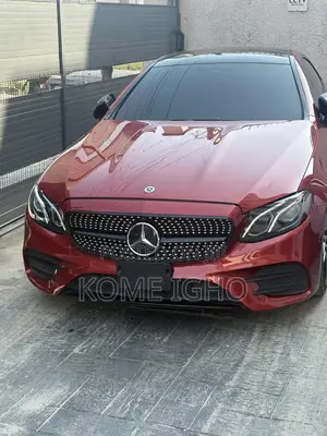 Mercedes-Benz E400 2018 Red