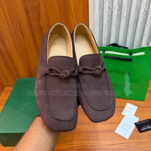 Bottega Veneta Daddy Loafer.