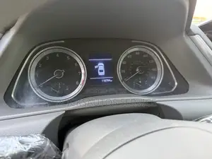 Hyundai Sonata SE 2022 Red
