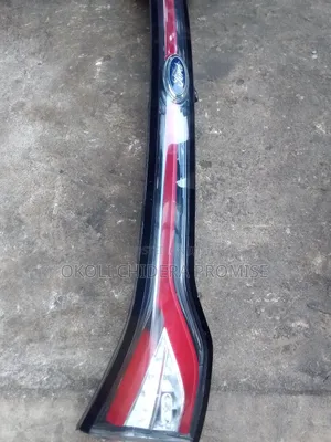 2015-2016-2017 Ford Edge Boot Light