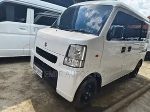 Suzuki Every 2012 White