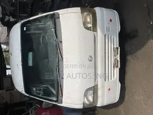 Suzuki Every 2010 White