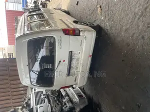 Suzuki Every 2010 White