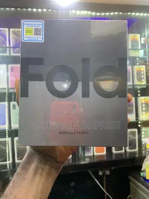 New Samsung Galaxy Z Fold4 512 GB Silver
