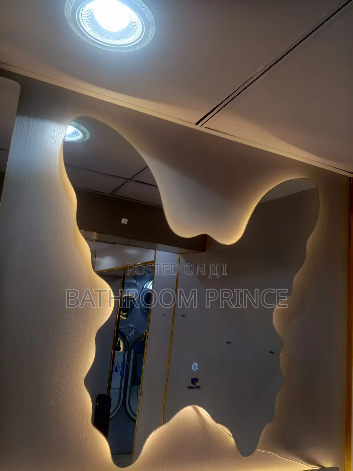 Unique Wing Sensor Led Mirror
