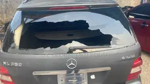 Back Windscreen Glass for Mercedes Ml350 2010 Available Now