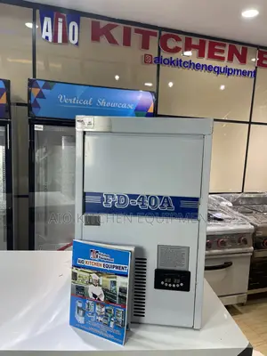 Ice Cube Maker or Machine 40 Cube
