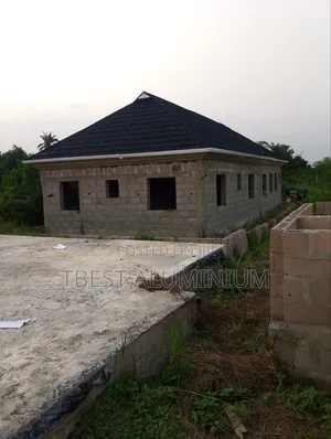 Stone Tiles Parapet Roof