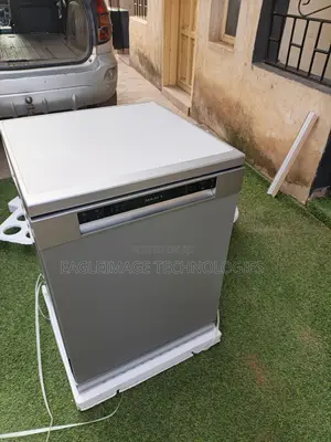 Brand New Maxi Dishwasher Wqp12-5201m - 12 Place Settings