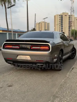 Dodge Challenger 2017 Gray