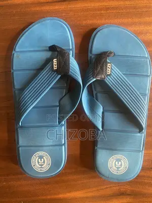 Summer Flip Flops Beach Sandals Anti-Slip Indoor Outdoor Casual Flat