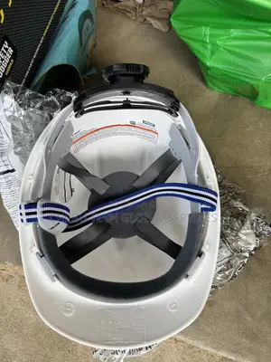 V Guide Helmet