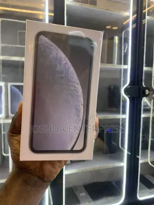 New Apple iPhone XR 64 GB White